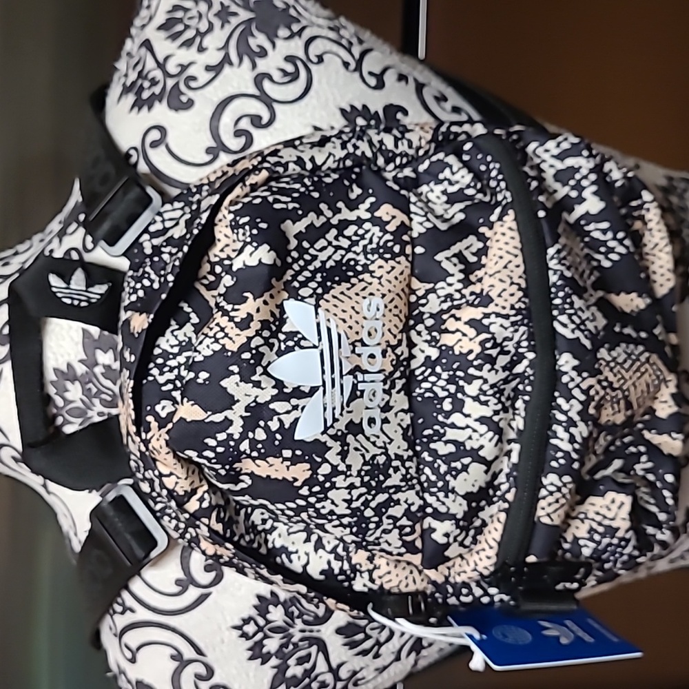 Adidas Unisex Mini Python Backpack - Picture 2 of 11